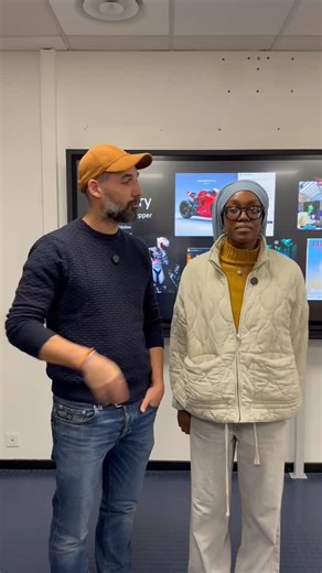 EDTA Sornas on Instagram: "🤖 Ce module d’initiation à l’intelligence artificielle a permis aux apprenants, même débutants, de comprendre comment intégrer l’IA dans un processus créatif sans perdre l’intention artistique. Au programme : bases de l’IA prompts clairs et maîtrisés création de moodboards définition d’un univers visuel transformation des idées en storyboards L’approche met l’accent sur une méthodologie où l’IA s’intègre à un processus créatif maîtrisé, et non comme une automatisation