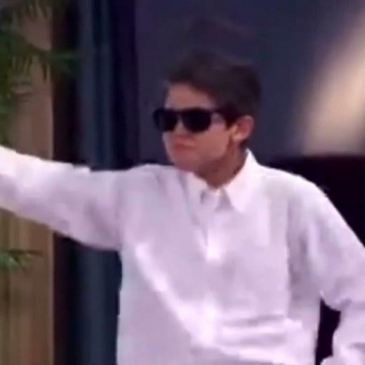 Luke Ross - Dancing in Jessie/Austin and Ally #cameronboyce #descendants #shorts