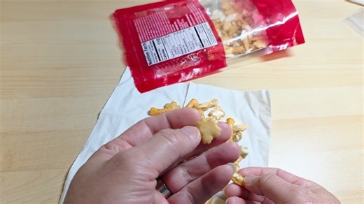 Watch Great tasting variety of rice crackers on Amazon Live
