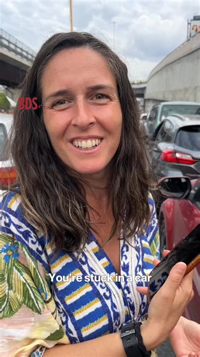 Italy was on strike in solidarity with Palestinians last Monday. Hundreds of thousands demonstrated from south to north, blocking roads, ports and railway stations. In Rome, many drivers found themselves stuck in traffic — and were happy about it, saluting demonstrators and condemning Israel’s genocide and apartheid against Palestinians. The BDS movement salutes the Italian trade unions, students movements, grassroots groups and people of conscience who have made this unprecedented act of meanin