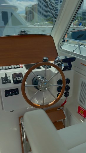 Come aboard the Back Cove 34O at the Palm Beach International Boat Show. This outboard model is the ultimate weekender offering traditional Downeast styling with the thrill of cruising speeds over 30 knots. #backcoveyachts | Back Cove Yachts