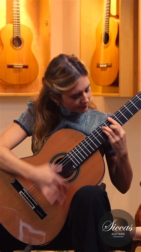 Is this the most iconic guitar piece of all time?! 👀 Mabel Millán plays on the Siccas Luthiers Creation Doubletop Cedar, a guitar that absolutely delivers the fire, clarity, and projection this piece demands. 🔥 If you haven’t watched Mabel’s full concert on our YouTube channel yet (released last Saturday), this is your sign! 💬 Comment “Luthiers” for the direct link to this guitar | Siccas Guitars