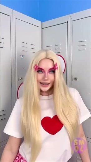 Sneaky Makeup Hacks: The Ultimate Classroom Caper! 🎨✨