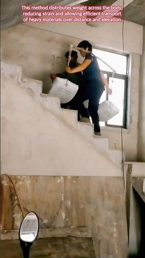How Workers Carry Heavy Loads Effortlessly #work #workers #hack