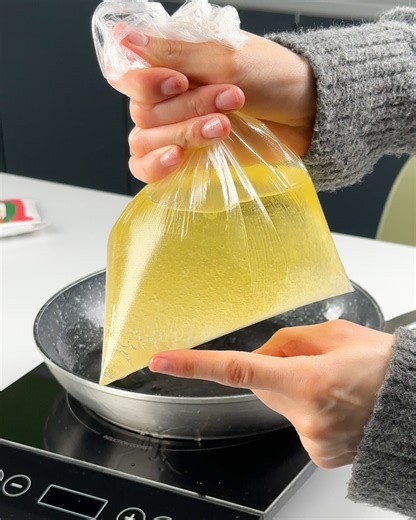 Watch how oil and water split