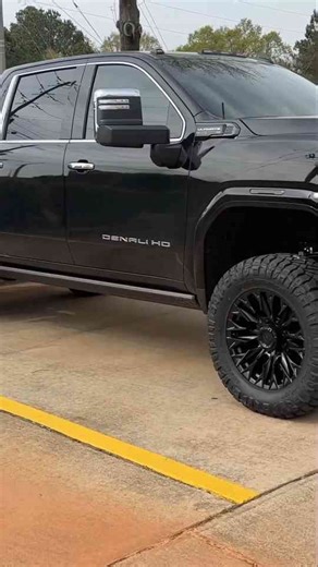 Check out this Brand New Lifted Denali Ultimate