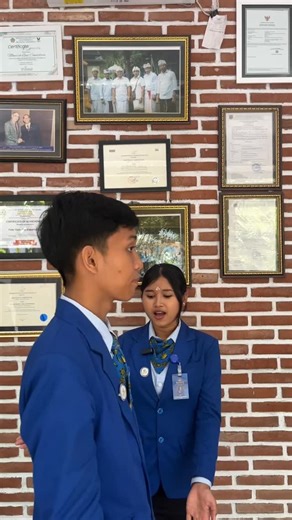 Monarch Bali Candidasa on Instagram: "Yuk, bergabung dengan Monarch Bali Candidasa! 🎓 Pendaftaran perkuliahan bulan Juli 2026 sudah dibuka. Dapatkan kesempatan emas untuk: ✨ Training di Hotel Bintang 5! ✈️ Internship di Luar Negeri! 🛂 Paspor Gratis! 🇬🇧 Kursus Bahasa Inggris Gratis! Jangan lewatkan kesempatan emas ini untuk meraih masa depan cerah di industri perhotelan dan kapal pesiar. Ayo, daftar sekarang! Scan QR code untuk informasi lebih lanjut atau hubungi kami di: 📞 0821-4568-5229 📸