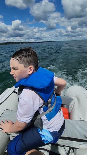learning how to drive a outboard motor #boat #boating #shots