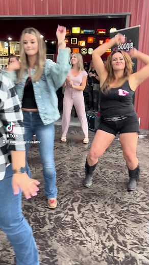 433K views · 2.5K reactions | #Wobble #TriCities #Washington #LineDance #Dance | Boot Boogie Babes | Facebook