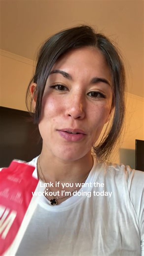 Not 2016 but even better #running #cardio #workout #coach #track also NEAP isn’t meant to be a running gel (it’s all protein) but I eat it on an empty stomach when I need to stop the stomach growls!