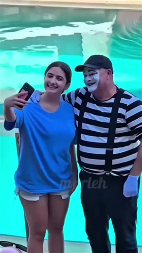 Tom the mime prank 🤣🤣 #USAmime #tomthemime #prankwars #seawrld #mime | tom the mime