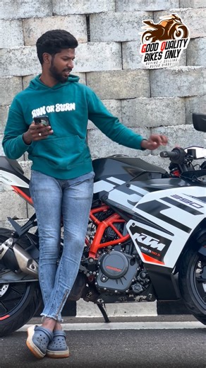 || 𝐆𝐨𝐨𝐝_𝐐𝐮𝐥𝐢𝐭𝐲_𝐛𝐢𝐤𝐞𝐬_𝐎𝐧𝐥𝐲 || 🔱📈 on Instagram: "KTM RC 390 BS6 WHITE AND BLACK 📳 PRICE: 2,81,500 MOBILE NUMBER 01: +91 73971 83501 MOBILE NUMBER 02: +91 85250 01893 MODEL: 2020 OWNER: 01 K/M: 8k ONLY FINE: NILL KEY: BOTH KEY AVAILABLE INSURANCE: NILL LOCATION: THIRUPPANDAL . . . . #ktm #ktmindiaofficial #ktmrc200❤️ #ktmlovers❤️ #ktmlovers❤️ ktmduke390 ktmduke200 ktmduke250 ktmsuperduke ktmrcfans ktmrc . . . . good_quality_bikes_only kumbakonam"