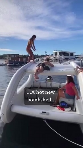 🍩⚓ Seattle Donut Boats just dropped the ultimate bombshell: introducing the Maple Bar Boat Rental! 🌊🍁 Get ready to sail the sweet seas with our new donut-themed vessel. #SeattleDonutBoats #MapleBarBoat #LoveIslandVibes” 🎶🚤 #SeattleDonutBoats #BoatRental #BoatLife #Seattle #SeattleTikTok #Travel #Tourism #VisitSeattle #SeattleSummer #ThingsToDoInSeattle #BoatCruise #ThingsToDoWithYourFriends #LakeUnion #LakeWashington #BoatsOfTikTok #BoatRentalSeattle #ExploreSeattle #WaterAdventures #Pacifi