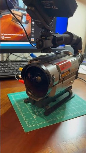 Veledge 0.3X Ultra Wide Angle Lens on a Sony CCD-TRV65 Camcorder #fisheye #sony #camcorder