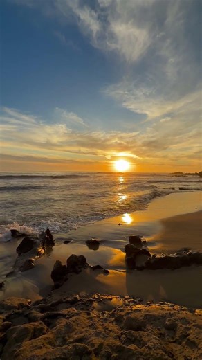 Epic Sunset at Rock Pile Beach 🌅🌊 | Powerful Waves & Golden Skies in Laguna Beach