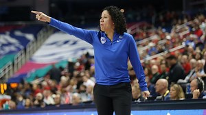 'Handle hard better': How Kara Lawson's viral speech inspired players and fans alike
