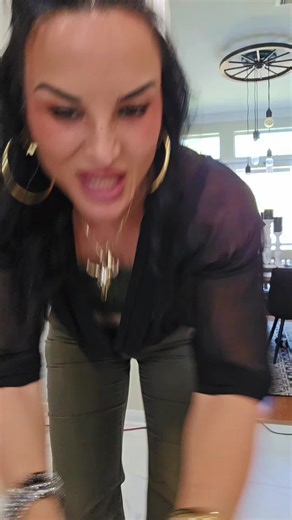 Hey_Jen_Ray (@hey_jen_ray)’s videos with Good Vibrations - Marky Mark And The Funky Bunch