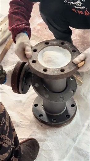 The process of making pipe fittings! #pipelining #factoryproducts #automobile