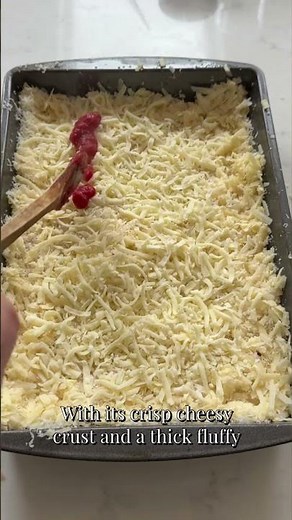 Homemade triple cheese, pepperoni and jalapeño Detroit-style pizza 🍕