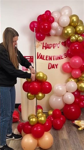 Statement Balloon Column for Valentine’s Day ❤️🎈