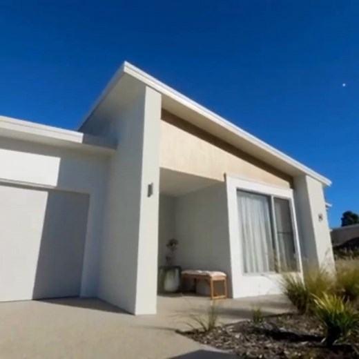 Enjoy luxury resort amenities for over 50s in the heart of Hervey Bay. Premium upgrades included as standard. | Vantage by AVID