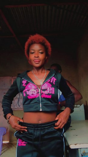back shot #fypシ゚ #videoviral #krissbabywakayole #kenyantiktokers🇰🇪🇰🇪❤️❤️ #@💞O&W💍💞 @official.odikienaibra @MAJESTY HOUSE🪔📌 @THE DIZZY EMPIRE #God siku all