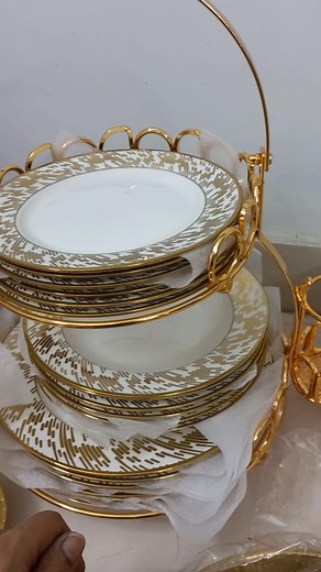 Plate stand | FAZ Collections