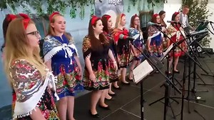 Słowianki z Bychawki na Dożynkach w Markuszowie