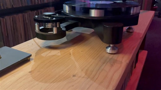 #transcriptionelectronics MM/MC phono stage ($2499) and #Transcriptors Spyder turntable. #nakedeyes | Gig Harbor Audio