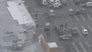 Suspect barricaded inside Inglewood business after shooting, police chase