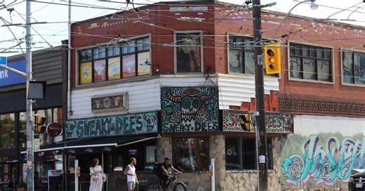 Toronto Star call-out: Toronto’s dive bars — what makes yours special?