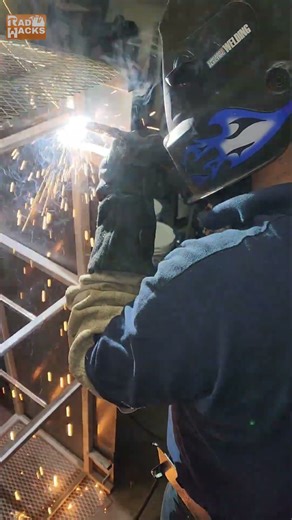 Welding Quality: The Strength is in the Clips! 💪