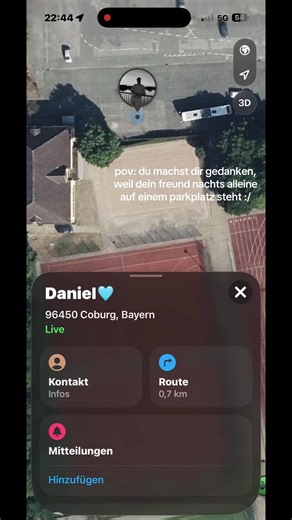 Spaß beim Drift: Gedanken über den Freund auf Parkplatz