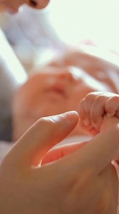 🌟 Calling all new parents! 🍼 Track your baby's movements milestones.. Get the book! Early Infant Development Warning Signs. | Movement Lesson