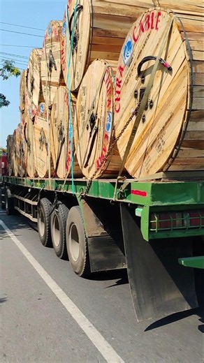 GIANT Cable Spools Haul# #truck #heavyhaul #satisfying