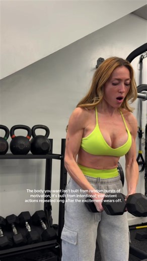 Staying lean and muscular on purpose is an immersive lifestyle, whether you compete or not. It means you don’t just “work out,” you follow a structured program with progressive overload, you track your lifts, you pay attention to reps in reserve, and you make sure you’re actually getting stronger over time. It means you weigh and log your food, hit consistent protein targets, manage carbs based on output, and treat sleep and recovery like they matter because they do. You think about steps, stres