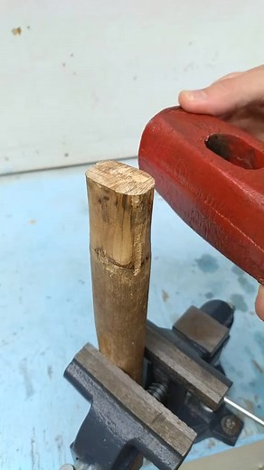 101K views · 1.5K reactions | Unique method of fitting the hammer handle so it never falls off #DIY #woodworking #tips #tool #skills #howtomake | Tips and fixes | Facebook