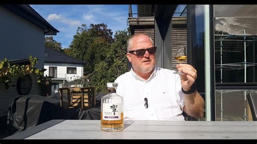 Mark’s Whisky Ramblings 586: Hibiki Japanese Harmony Master’s Select | Mark Dermul
