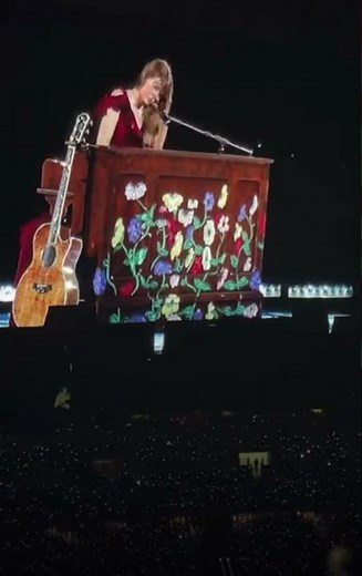 Taylor Swift - Clean (The Eras Tour)