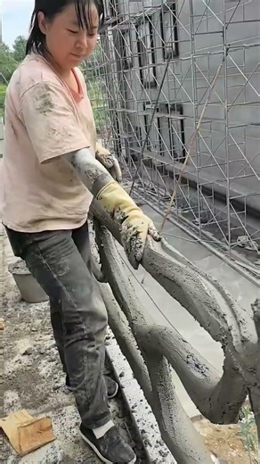 Wood Style Fence Made with Cement #diy #construction #fence #cement #woodstyle