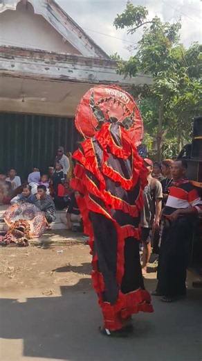 lincah sekali barongan ngk #jaranan #mberot #bantengan #djremix