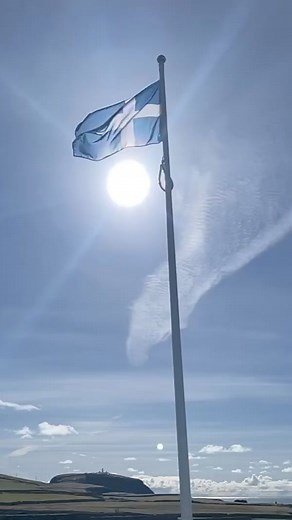 The summer solstice is also Shetland Flag Day. Designed by Roy Grønneberg and Bill Adams, the flag carries the Scandinavian, or Nordic, cross and bears the same blue and white colours as the Scottish saltire. The flag is a real celebration of Shetland’s rich past; commemorating 500 years of Scandinavian rule and 500 years of Scottish rule. Shetlanders are very proud of their flag, and visitors will see it flying freely across the islands and at sea. Find out more in our blog: https://www.shetlan