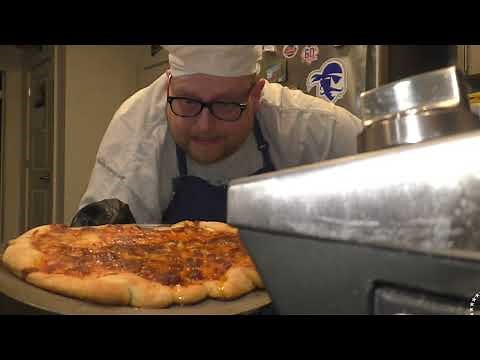 Tank Cooks Pizza