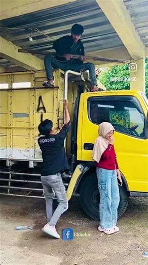 The Most Awkward Kissing Moments Ever