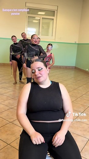 Entraînement de Twirling avec Coach Léa et Équipe