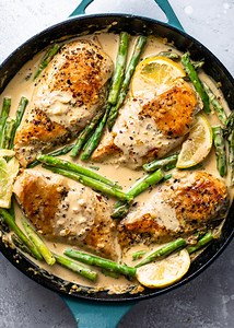 Creamy Lemon Chicken with Asparagus