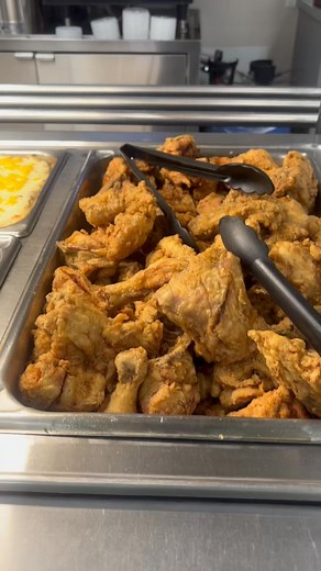 Chicken, shepherds pie, country style steak, rice & gravy, spaghetti bake, turnip greens, stewed apples, field peas, Lima beans, steamed broccoli, June peas, corn on cob & vegetable soup | Beth's Country Kitchen