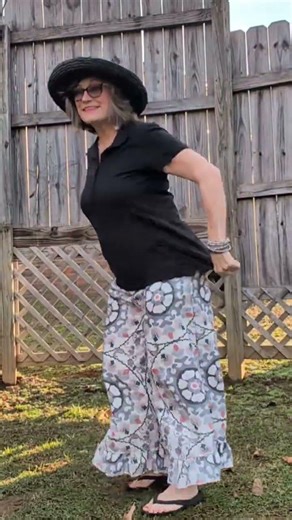 Upcycle shower curtain~ to pants #sewing #diy