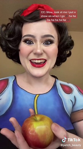 Samantha Petch on TikTok