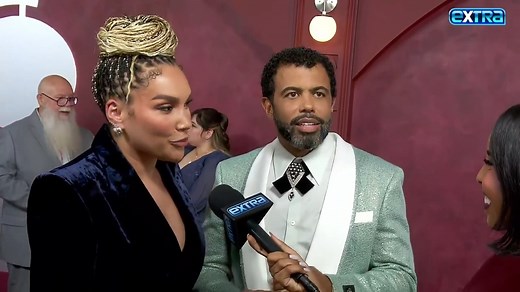 Daveed Diggs & Emmy Raver-Lapman on the #TonyAwards #Hamilton 10th anniversary reunion performance and their son getting to see his aunts and uncles: "This is family." ❤️ | Extra